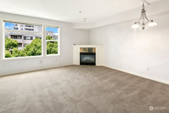 Property Photo:  530 4th Avenue W 301  WA 98119 
