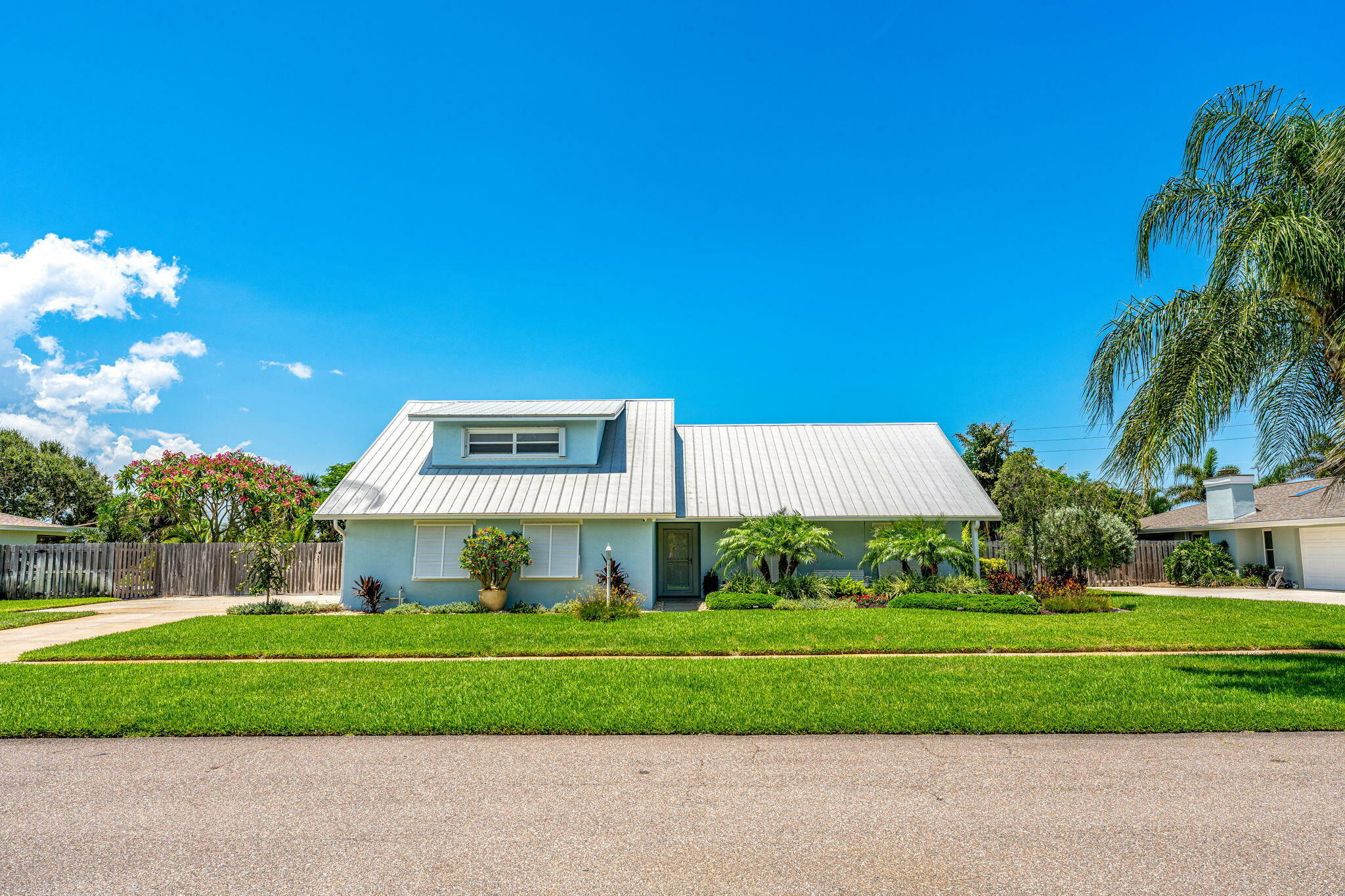 Property Photo:  260 Pompano Drive  FL 32951 