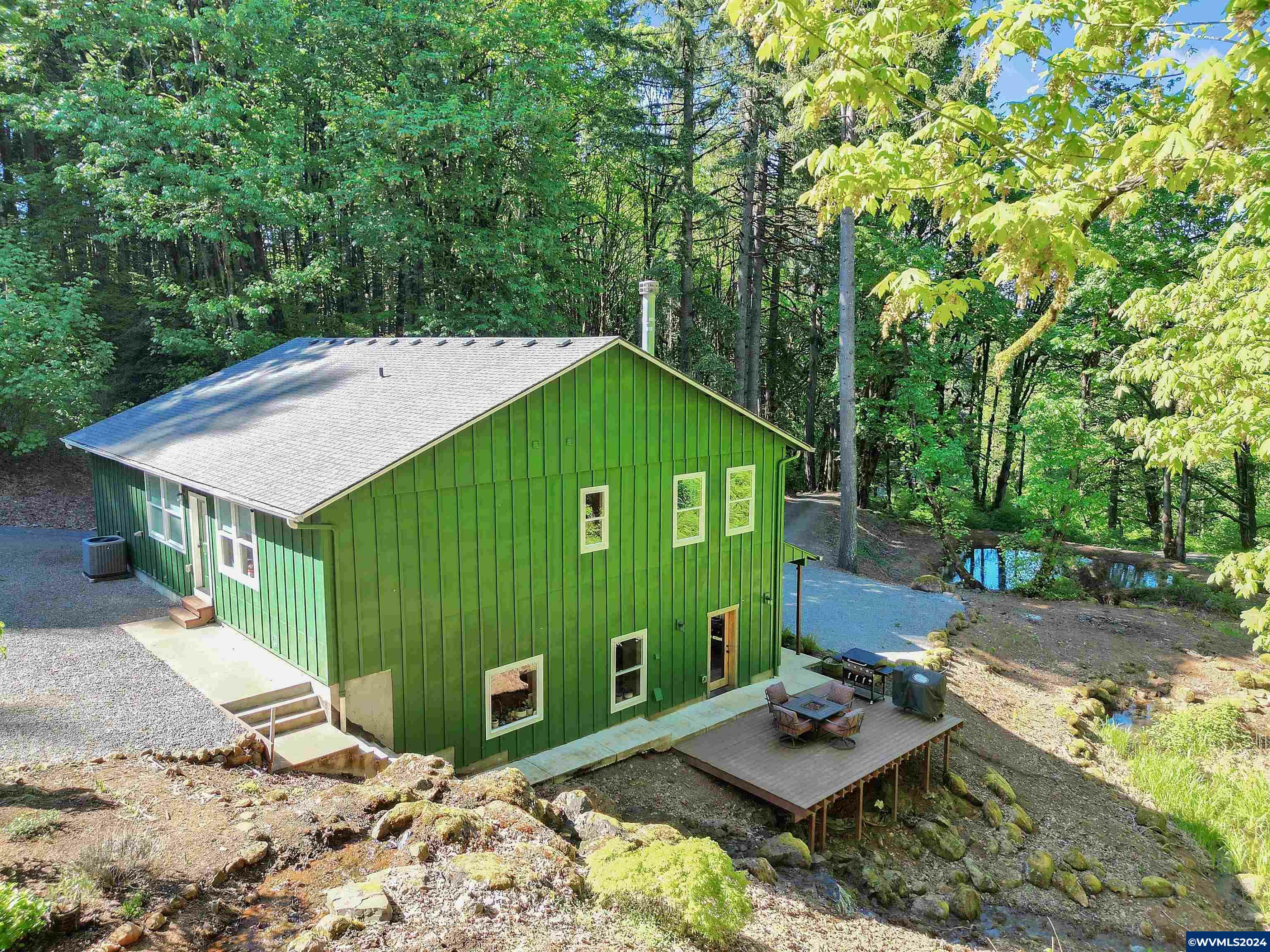 Property Photo:  41288  Rodgers Mountain Lp  OR 97374 