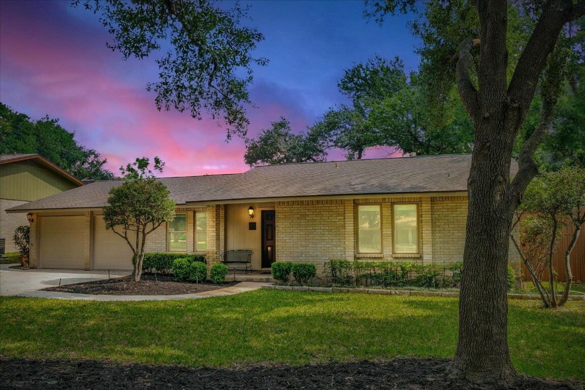 Property Photo:  6602 Three Oaks Circle  TX 78759 