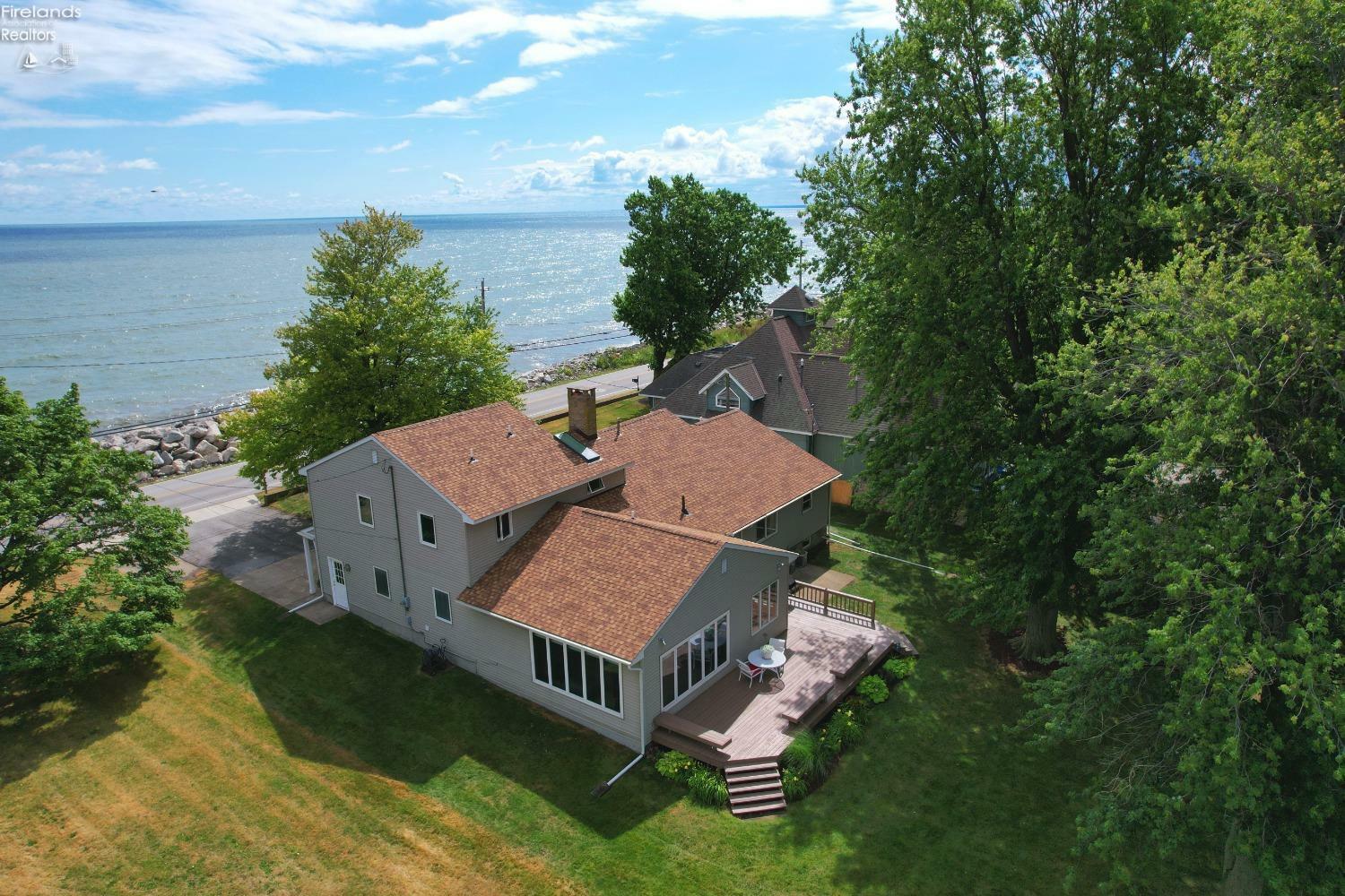 Property Photo:  117 Cedar Point Road  OH 44870 