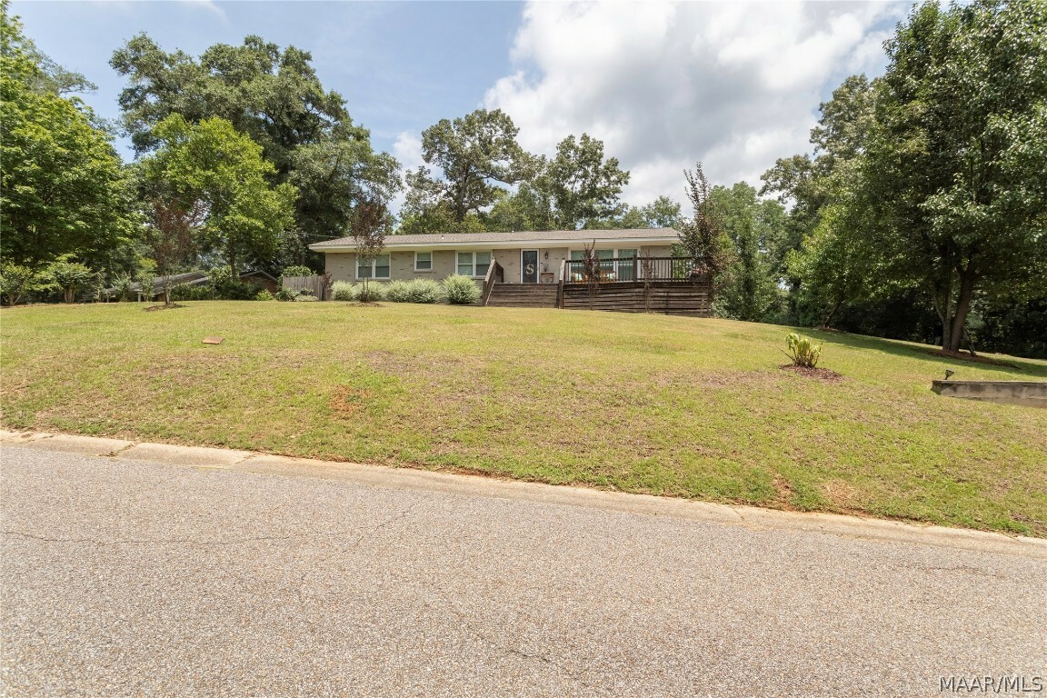 Property Photo:  102 Heritage Hills Drive  AL 36067 