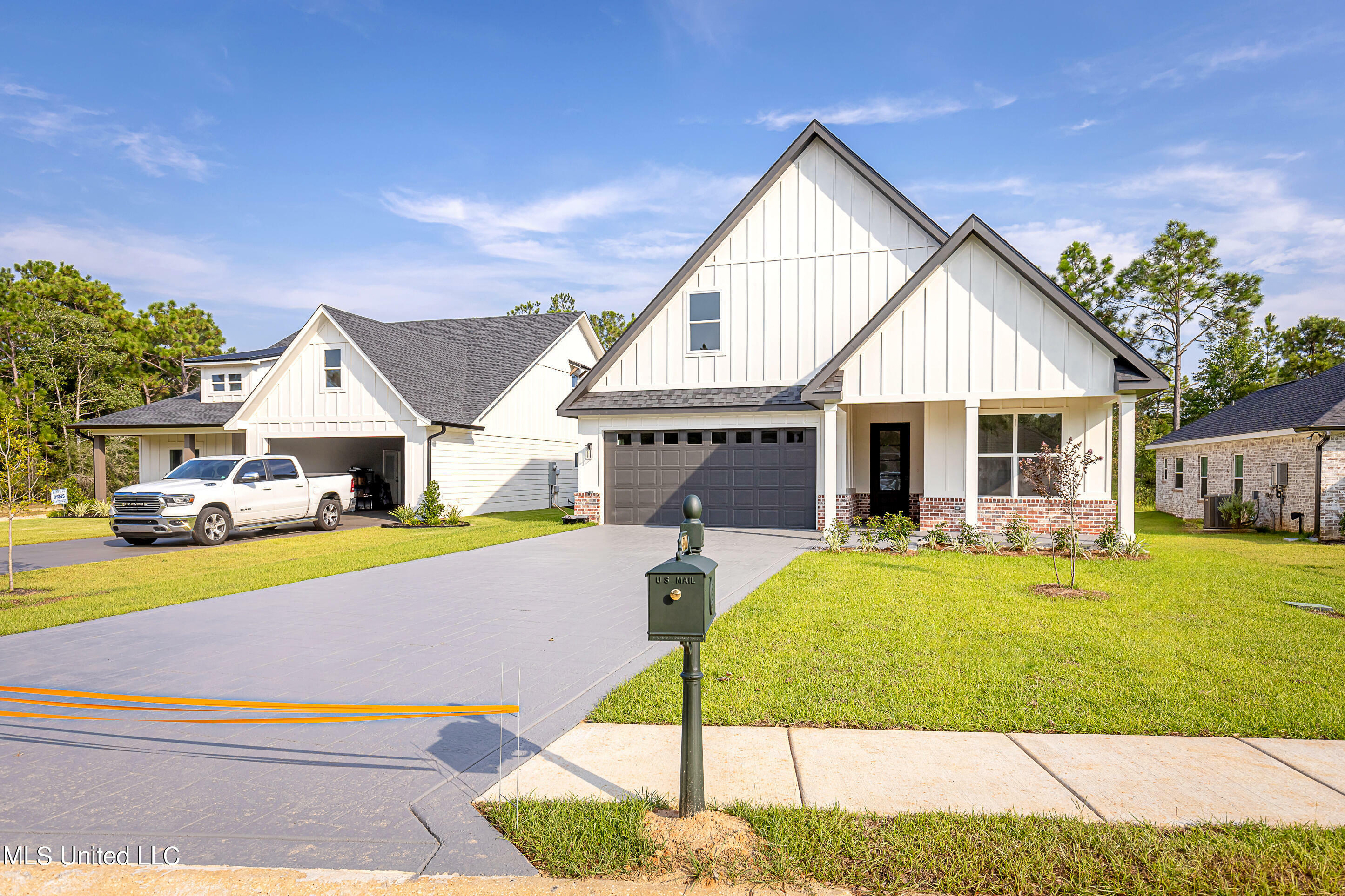 Property Photo:  4306 Cobblestone Lane  MS 39553 