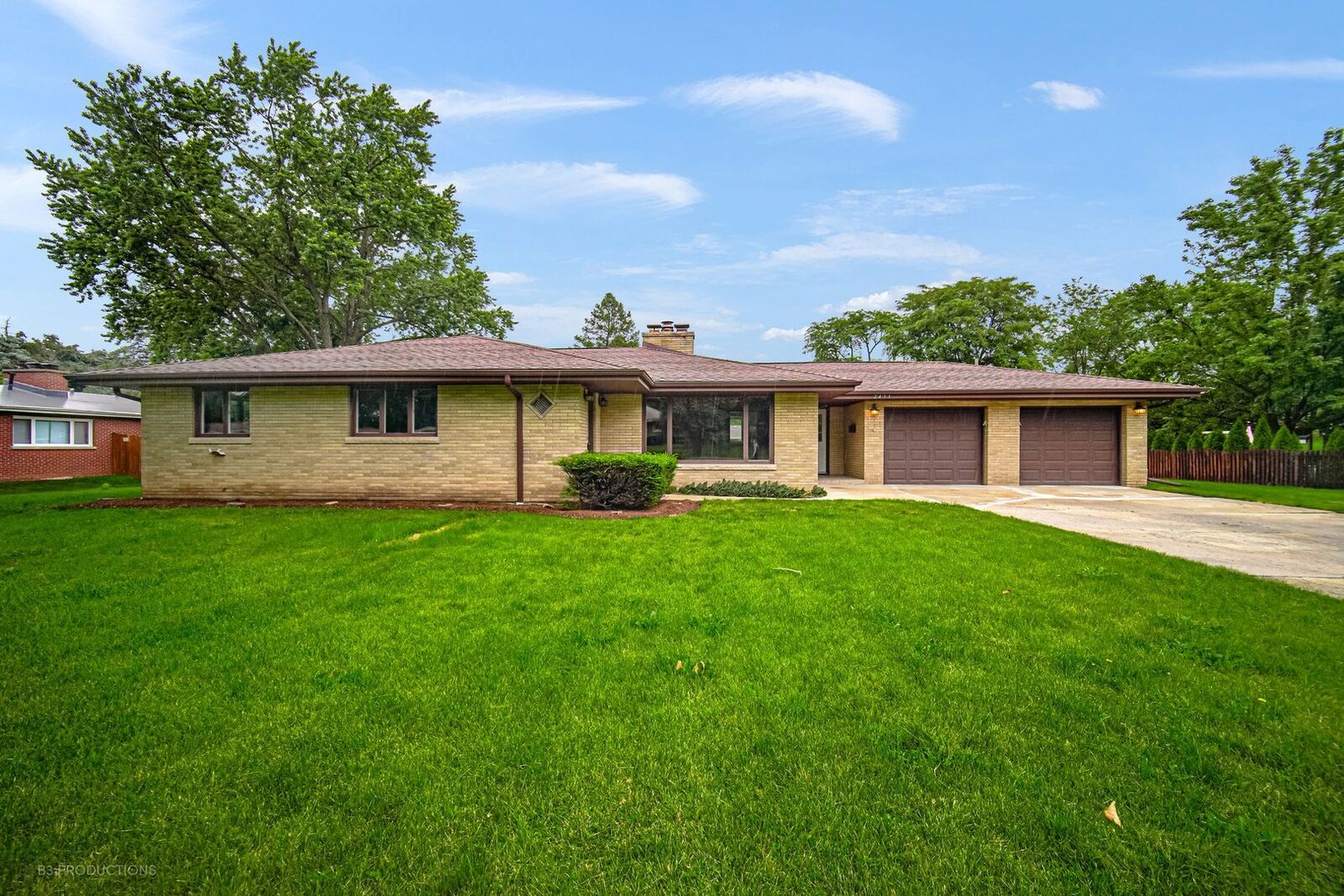 Property Photo: 2453 Erskine Road IL 60433