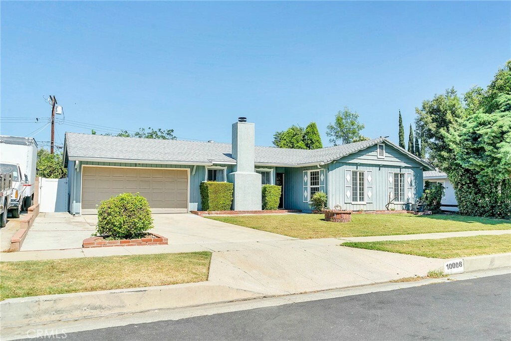 Property Photo:  10008 Delco Avenue  CA 91311 