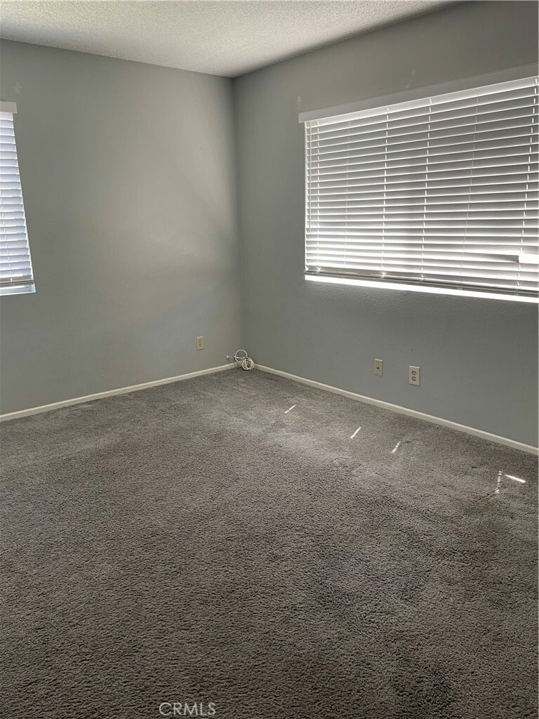 Property Photo:  532 N Sultana Avenue 8  CA 91764 