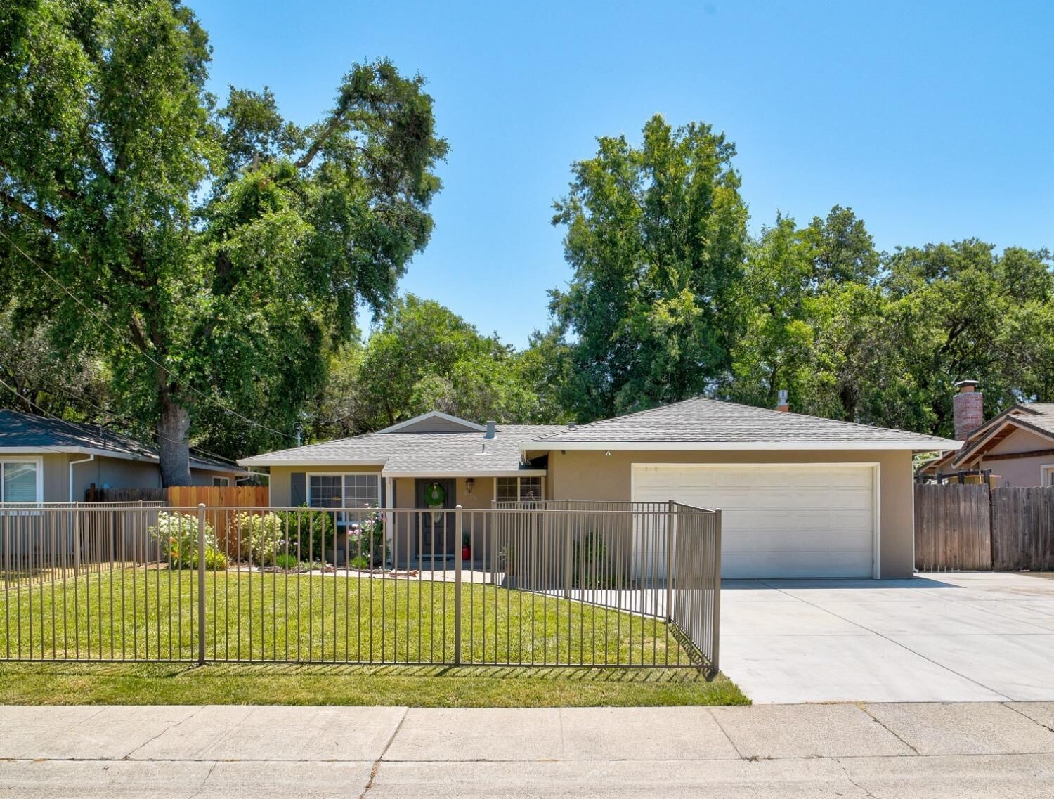 Property Photo:  6101 Westbrook Drive  CA 95621 