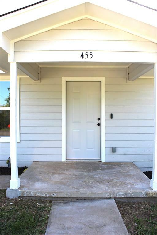 Property Photo:  455 S Lennox Street  TX 76401 