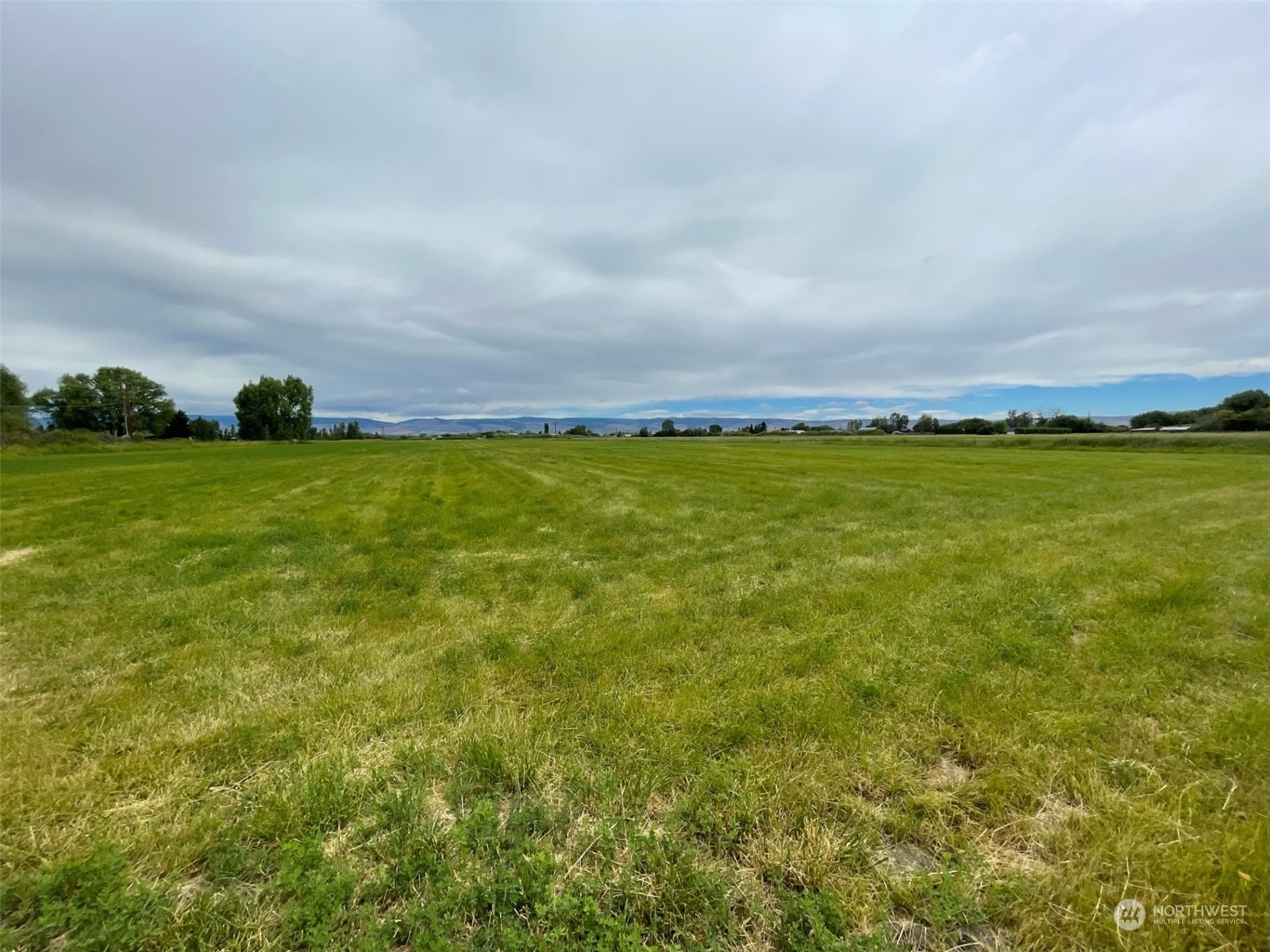 Property Photo:  4195 X Kittitas Highway  WA 98926 