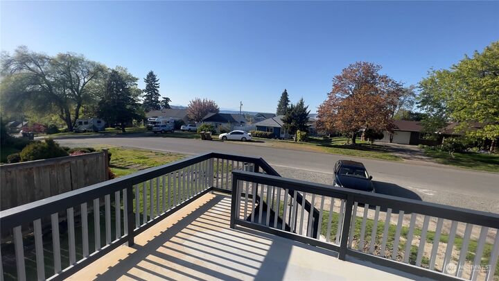 Property Photo:  2222 E 35th Street  WA 98404 
