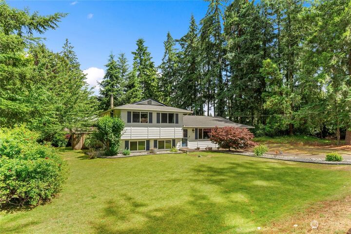 Property Photo:  3301 Stanfield Road SE  WA 98503 