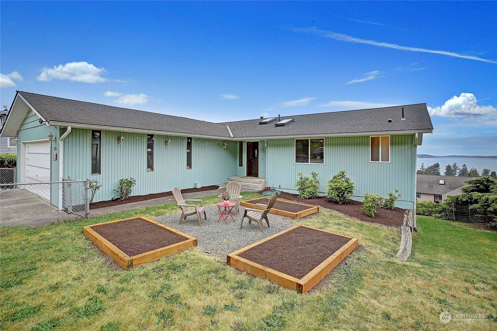 Property Photo:  171  Horizon Way  WA 98282 