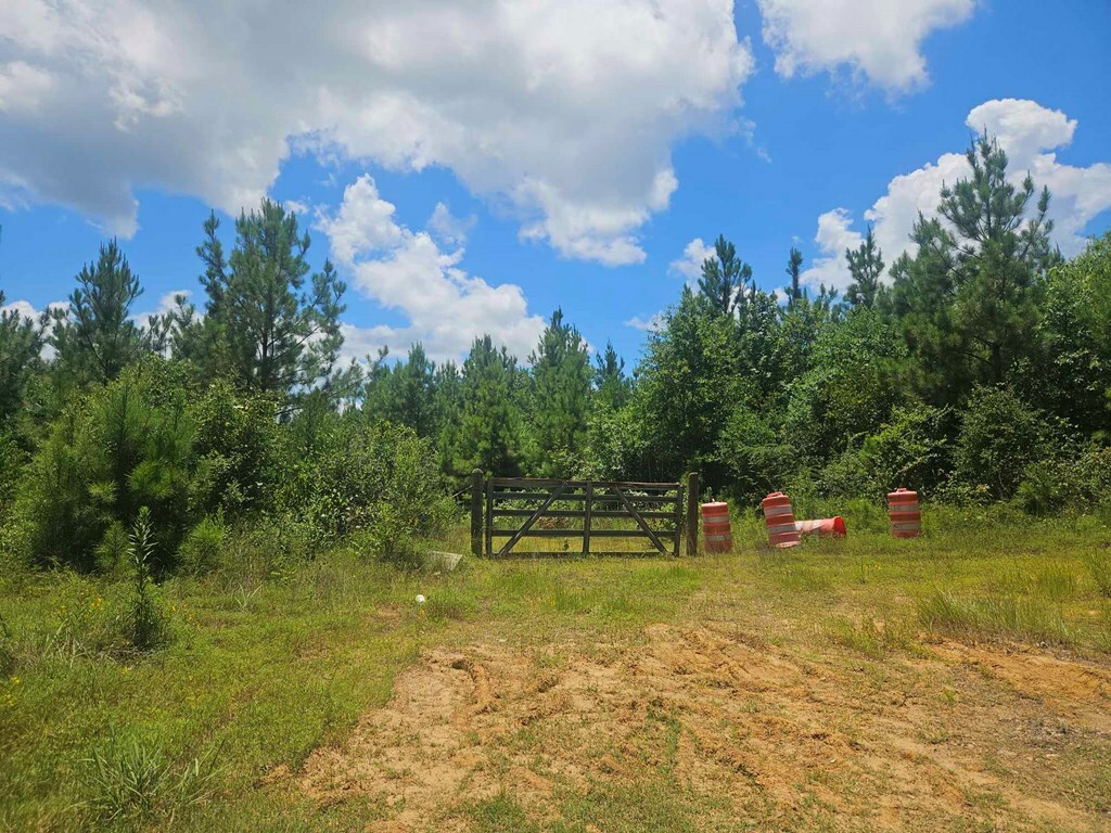 Property Photo:  1455 Neal Road  TX 75949 