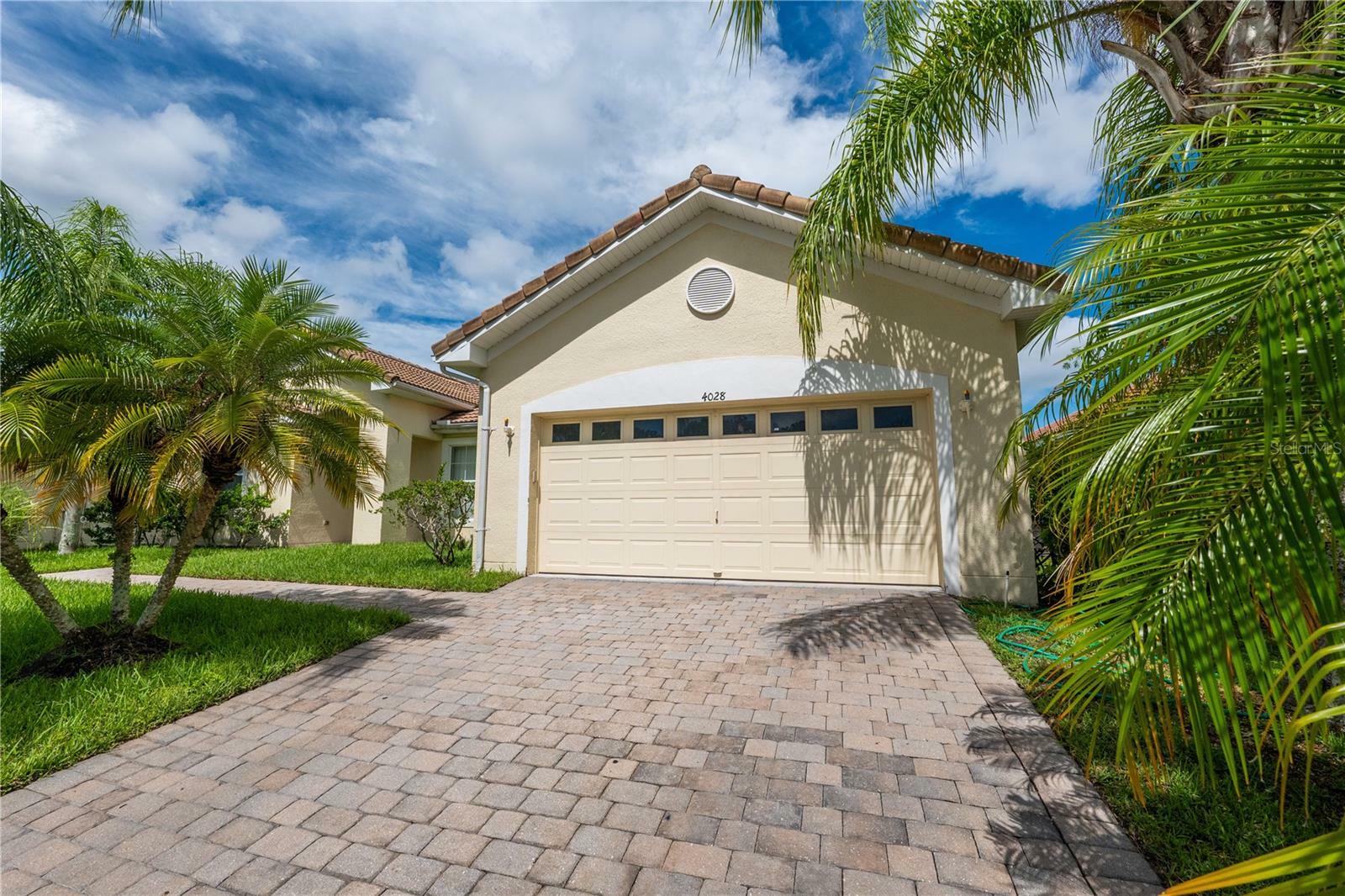 Property Photo:  4028 Navigator Way  FL 34746 