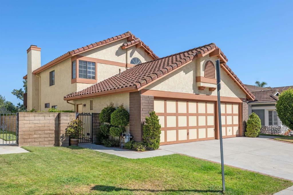 Property Photo: 1930 Vineyard Ave CA 92081
