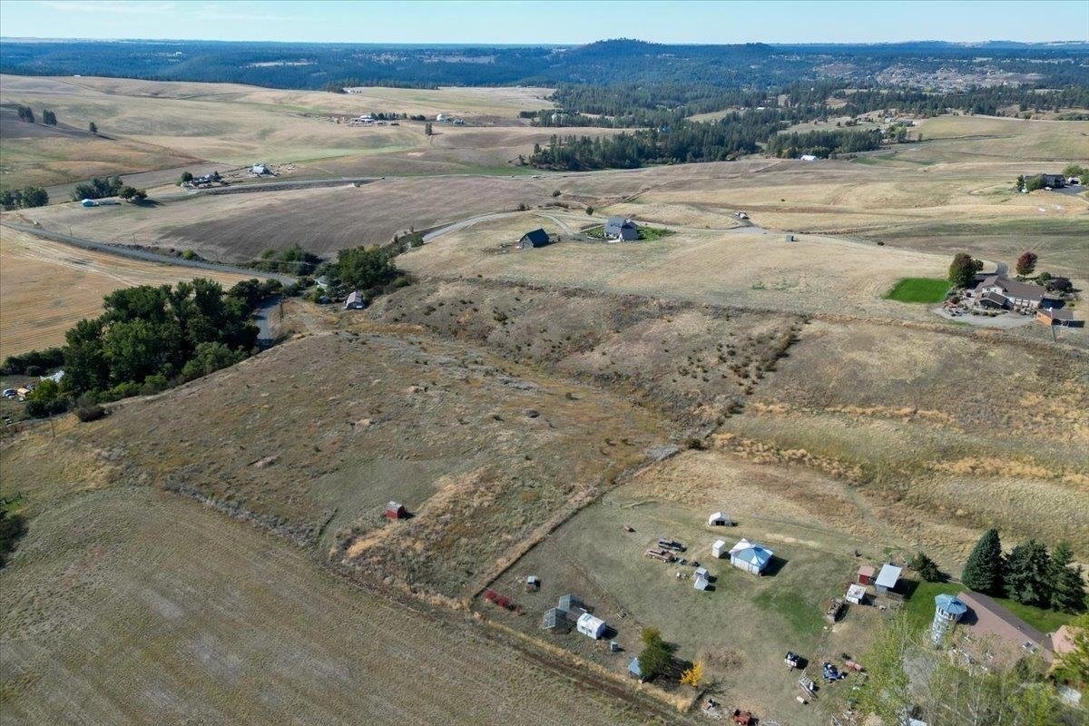 Property Photo:  10990 S Fruit. Appx St  WA 99223 