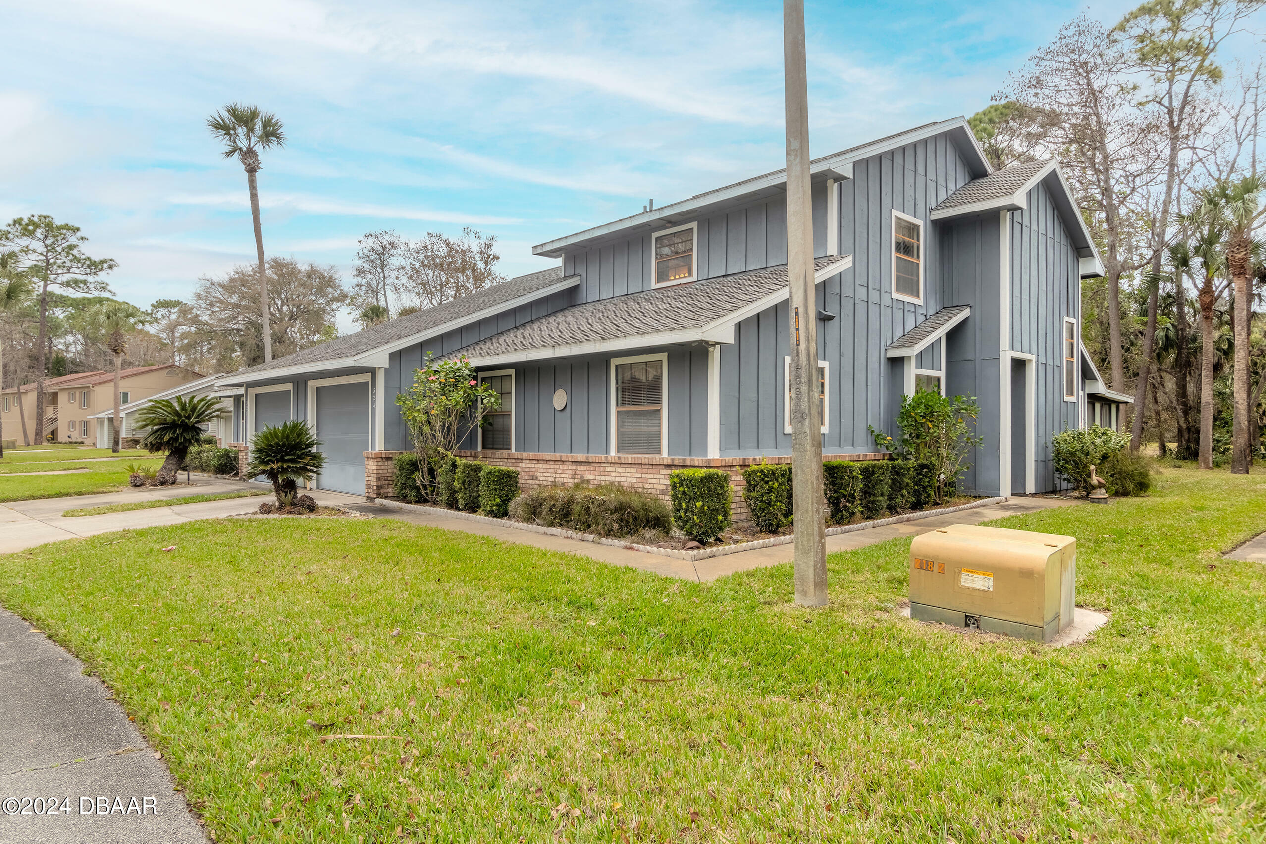 Property Photo:  324 Bob White Court  FL 32119 