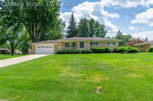 Property Photo:  53565 Dryden Street  MI 48316 