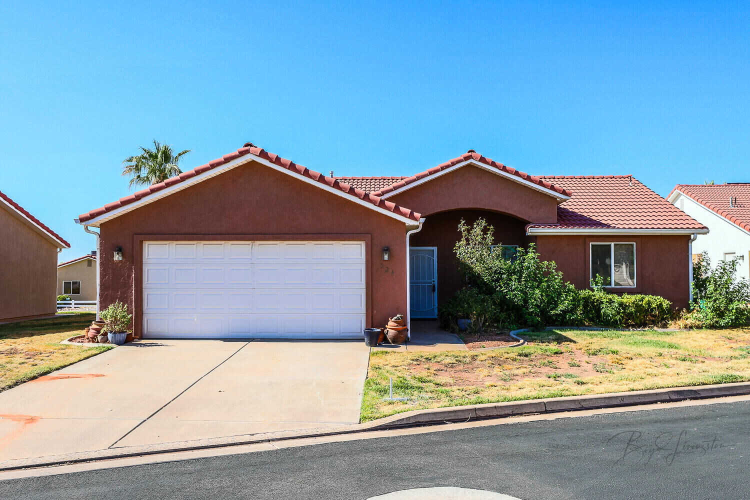 Property Photo:  524 E Padre Lakes Dr  UT 84738 