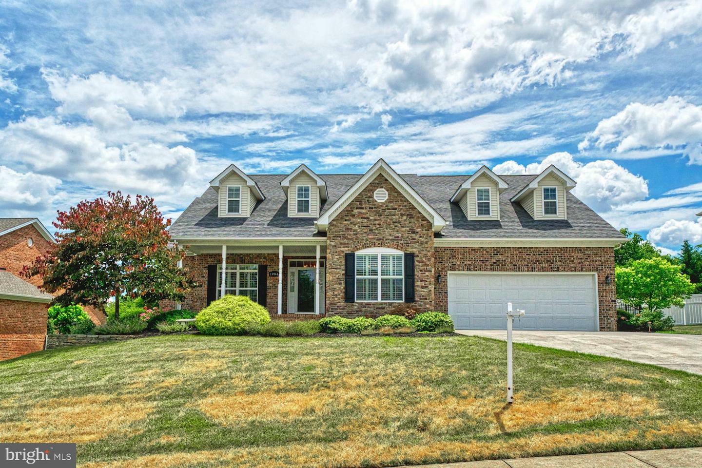 Property Photo: 1904 Clayton Ridge Drive VA 22601
