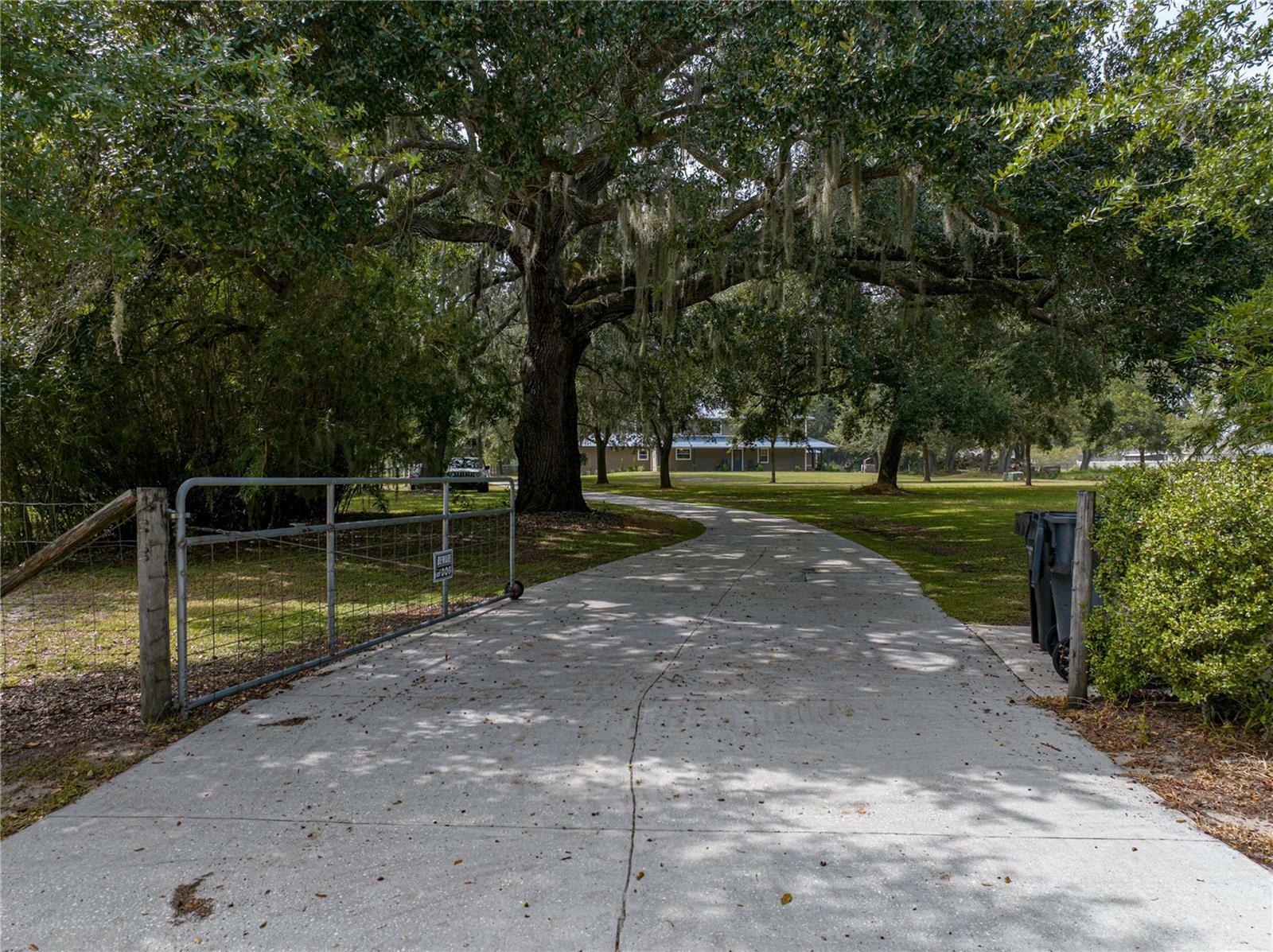 Property Photo:  4850 Old Berkley Road  FL 33823 