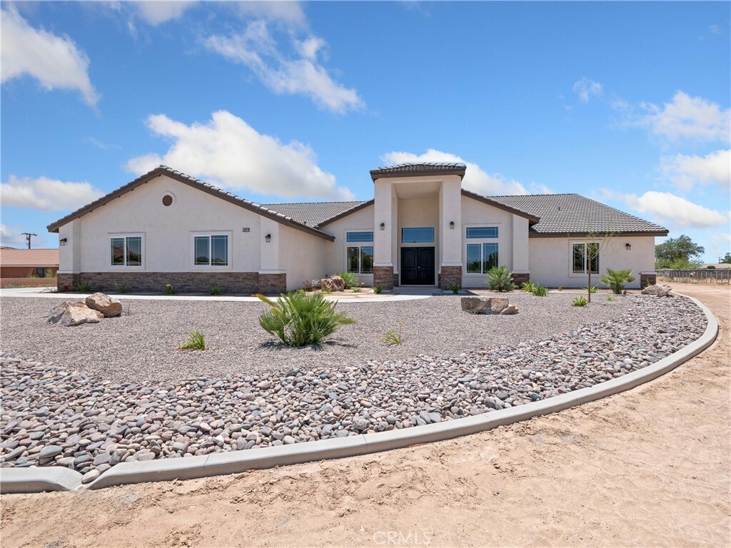 Property Photo:  14672 Tiger Tail Road  CA 92307 