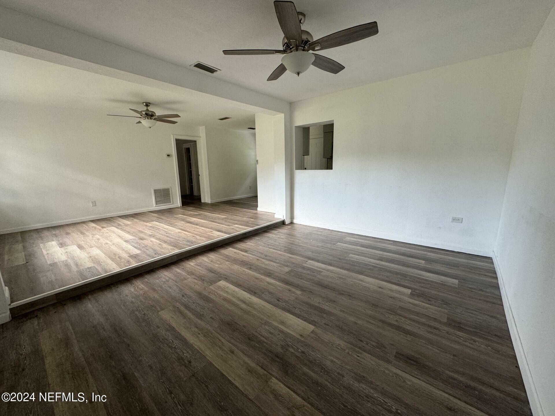 Property Photo:  1624 Roselle Avenue  FL 32177 