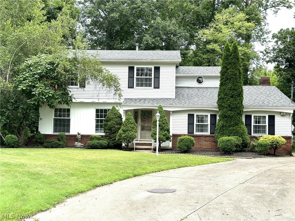 Property Photo:  111 Hickory Hollow Drive  OH 44001 