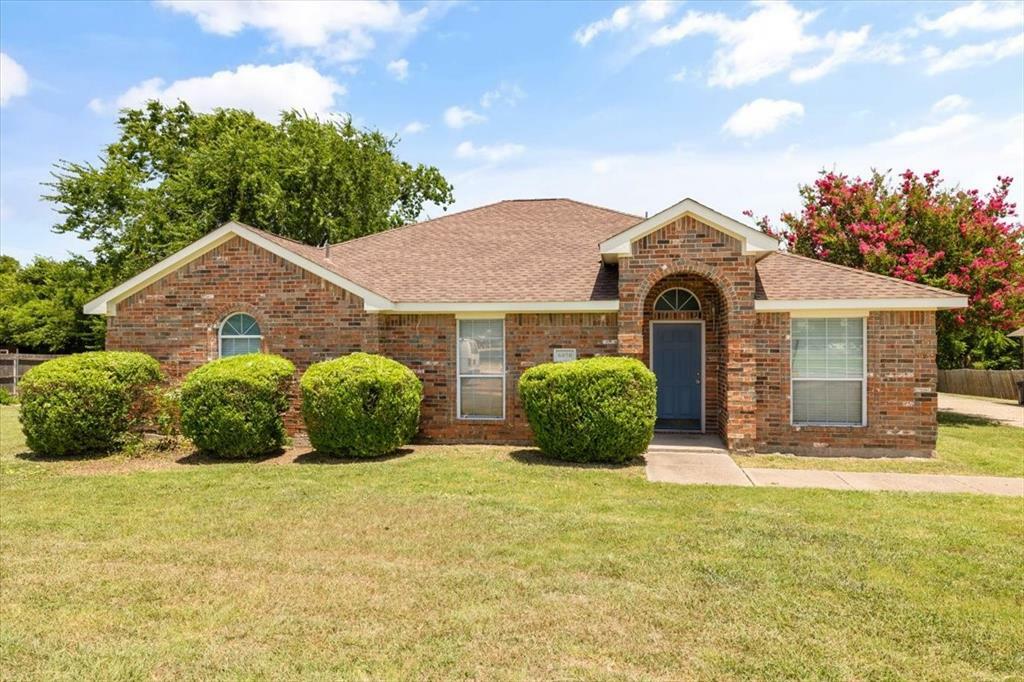 Property Photo:  6050 Park View Drive  TX 76065 