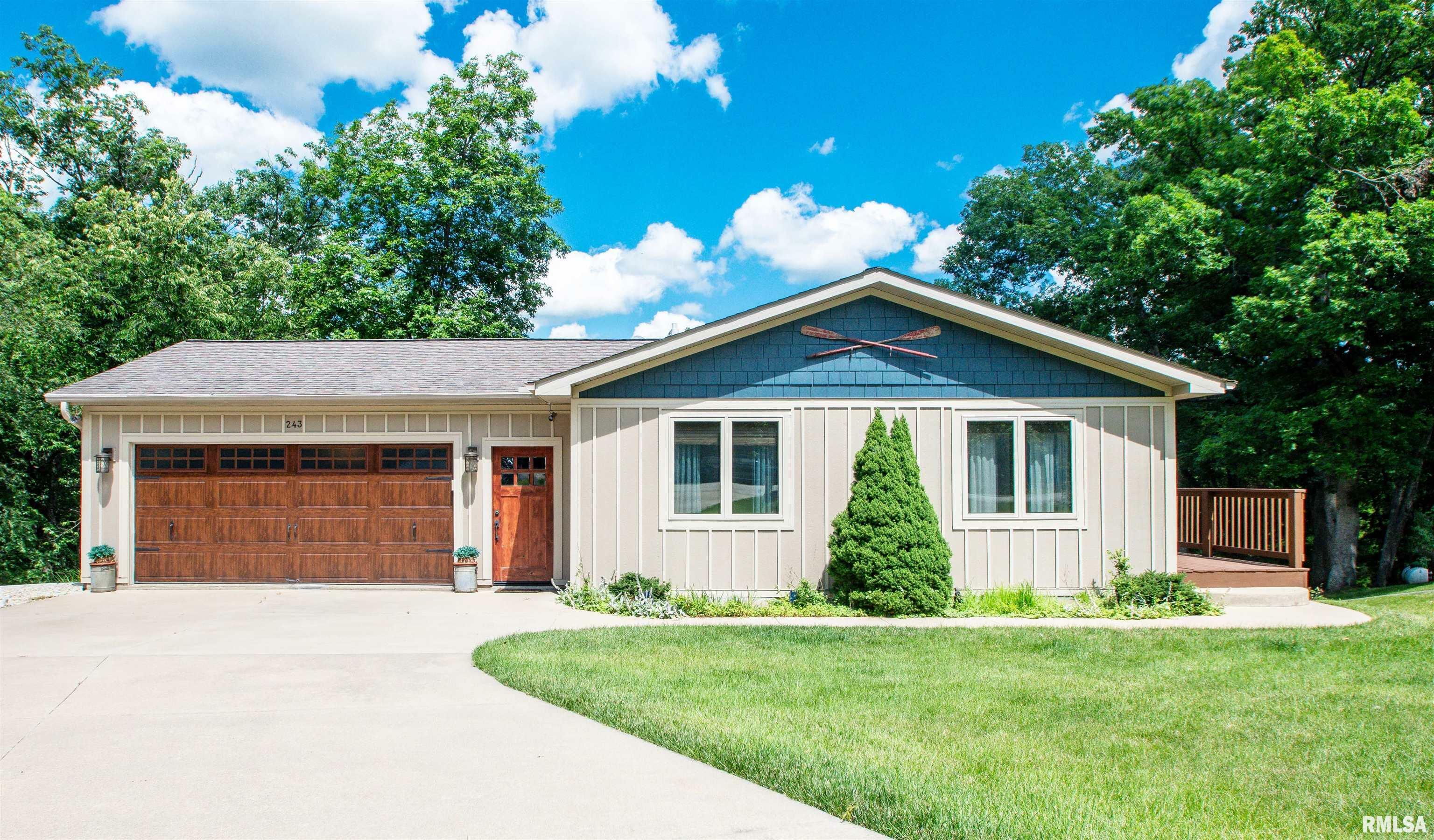 Property Photo:  243 Greenleaf Court  IL 61428 