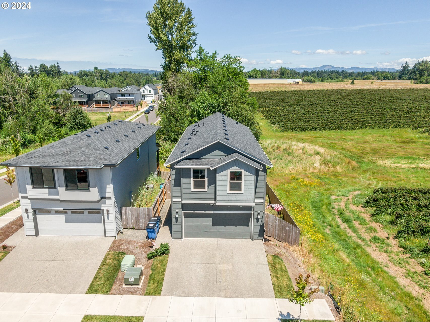 Property Photo:  7036 N Montgomery Way  WA 98642 