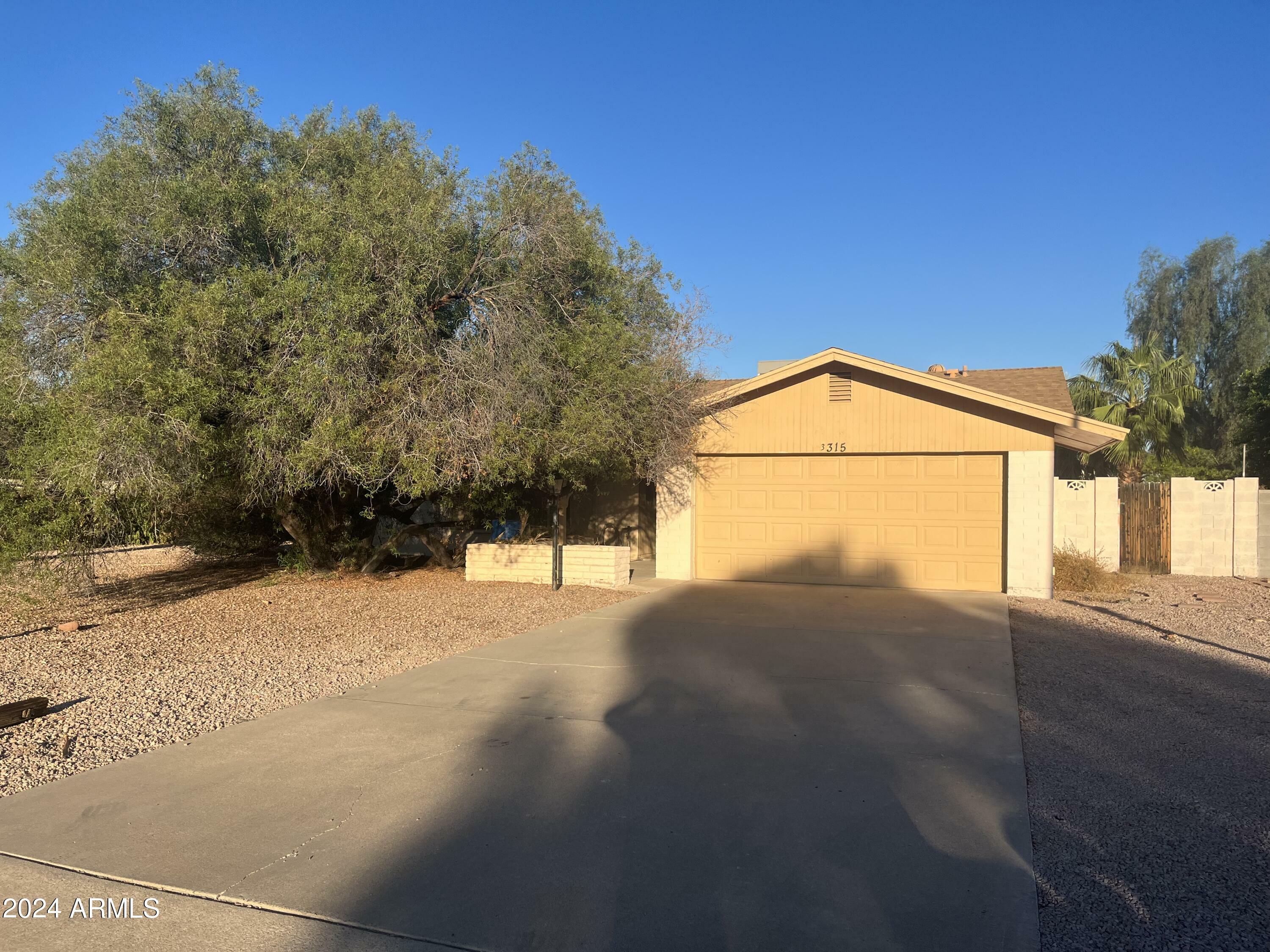 Property Photo:  3315 S Dorsey Lane  AZ 85282 