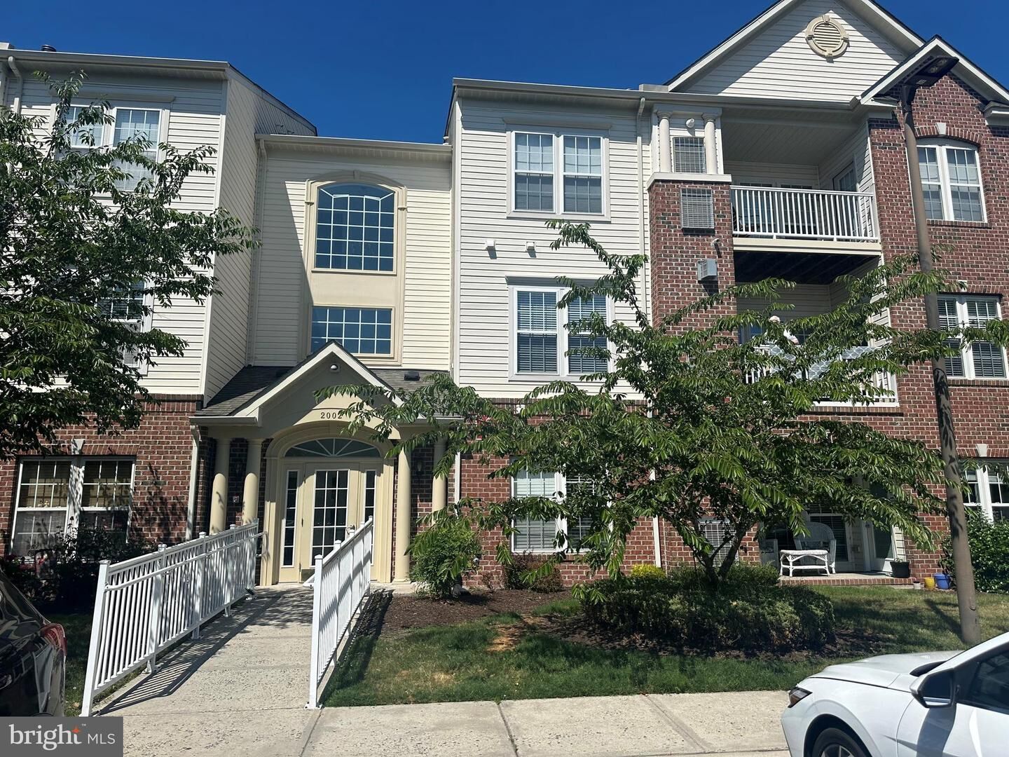 Property Photo:  2002 Whispering Ponds Court 2D  MD 21804 
