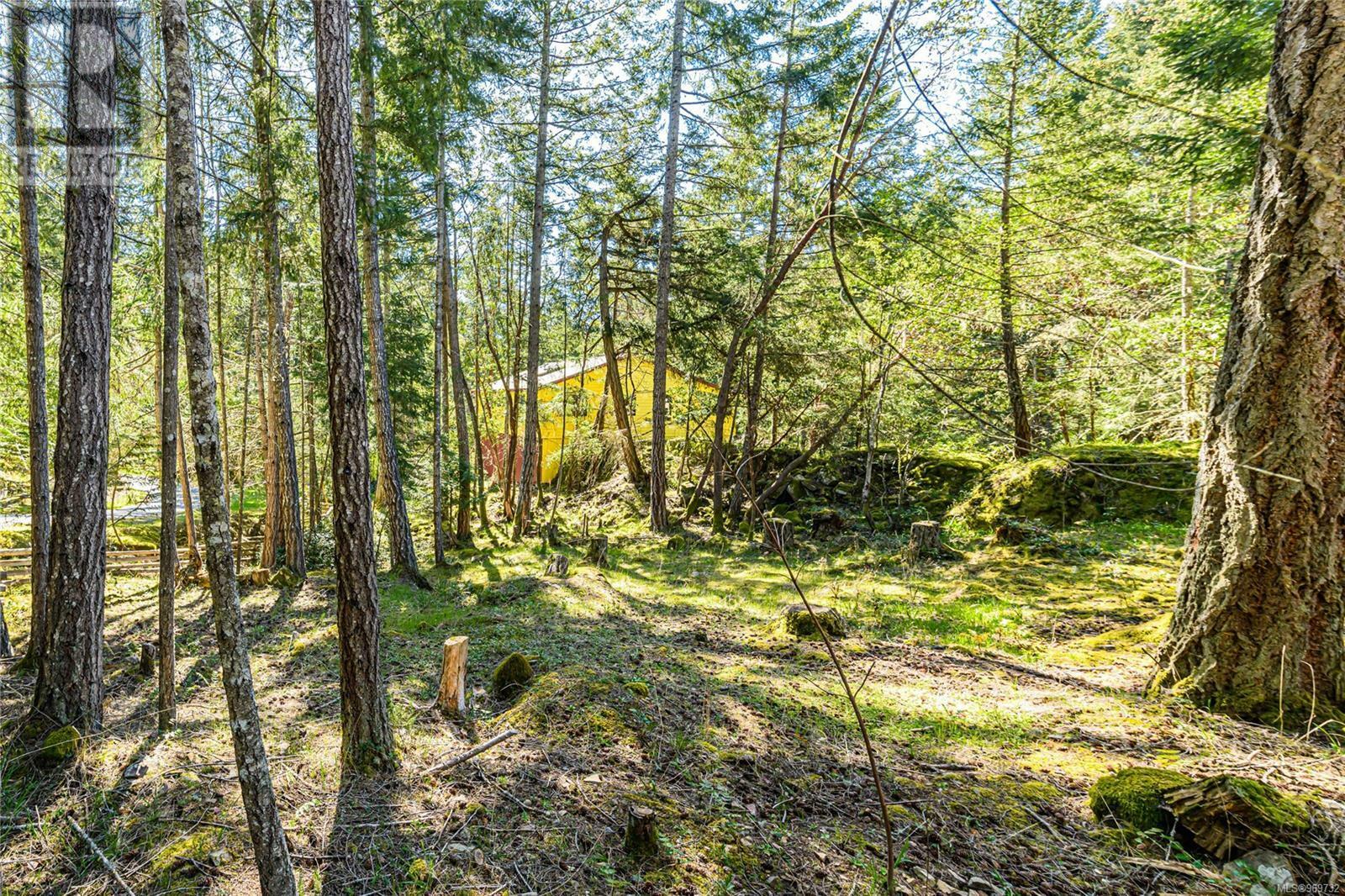 Photo de la propriété:  3709 Keel Crescent  BC V0N 2M1 