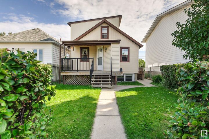 MLSE4396283 7435 83 Avenue NW, Edmonton, AB T6B 0G8