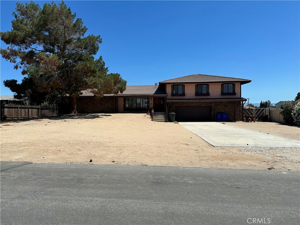 Property Photo:  19217 Hudson Road  CA 92307 