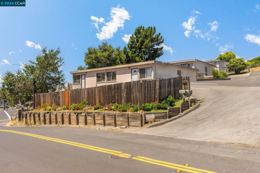 Property Photo:  5249 Sobrante Ave  CA 94803 