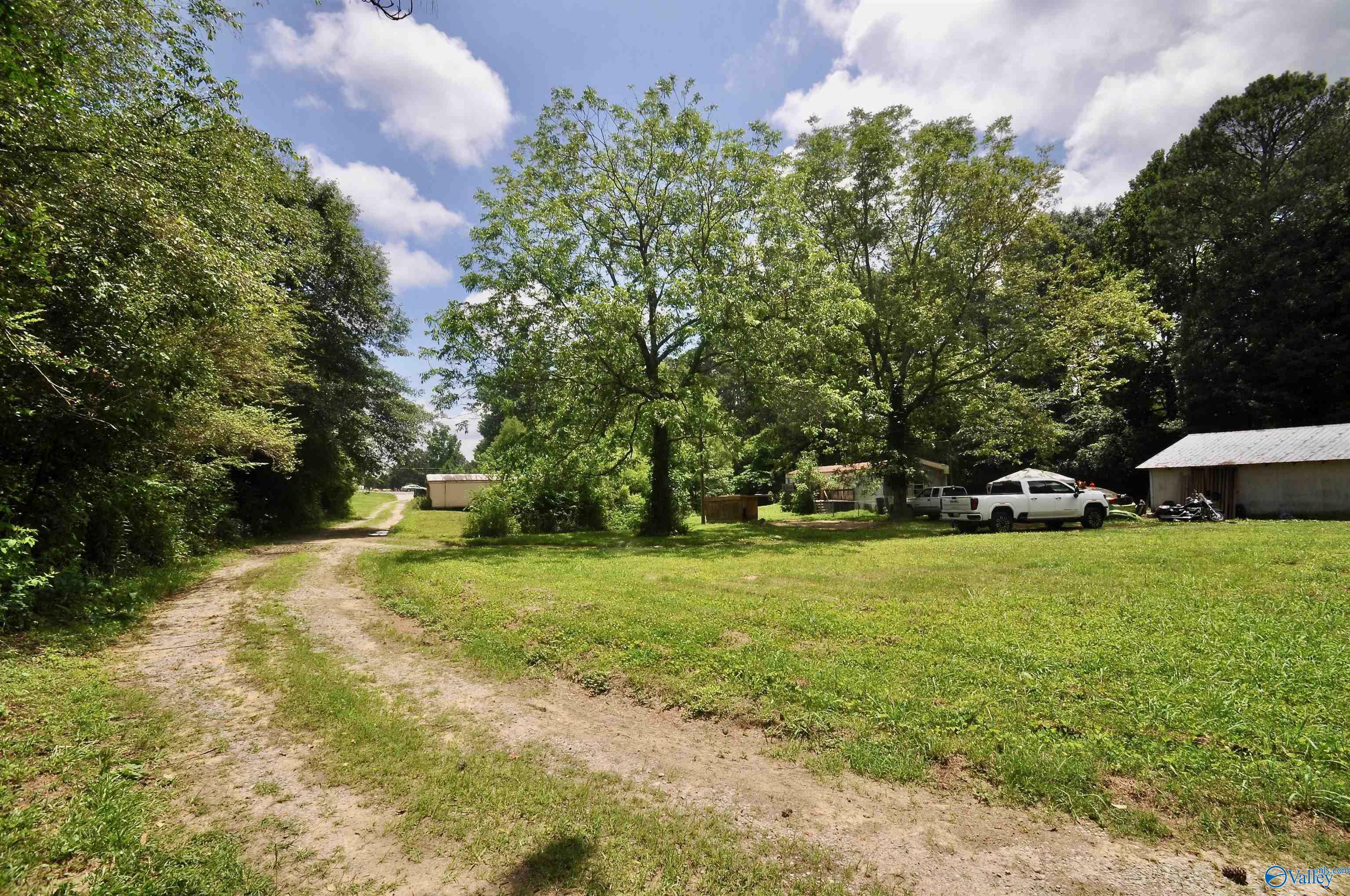 Property Photo:  10069 Alabama Highway 69  AL 35019 