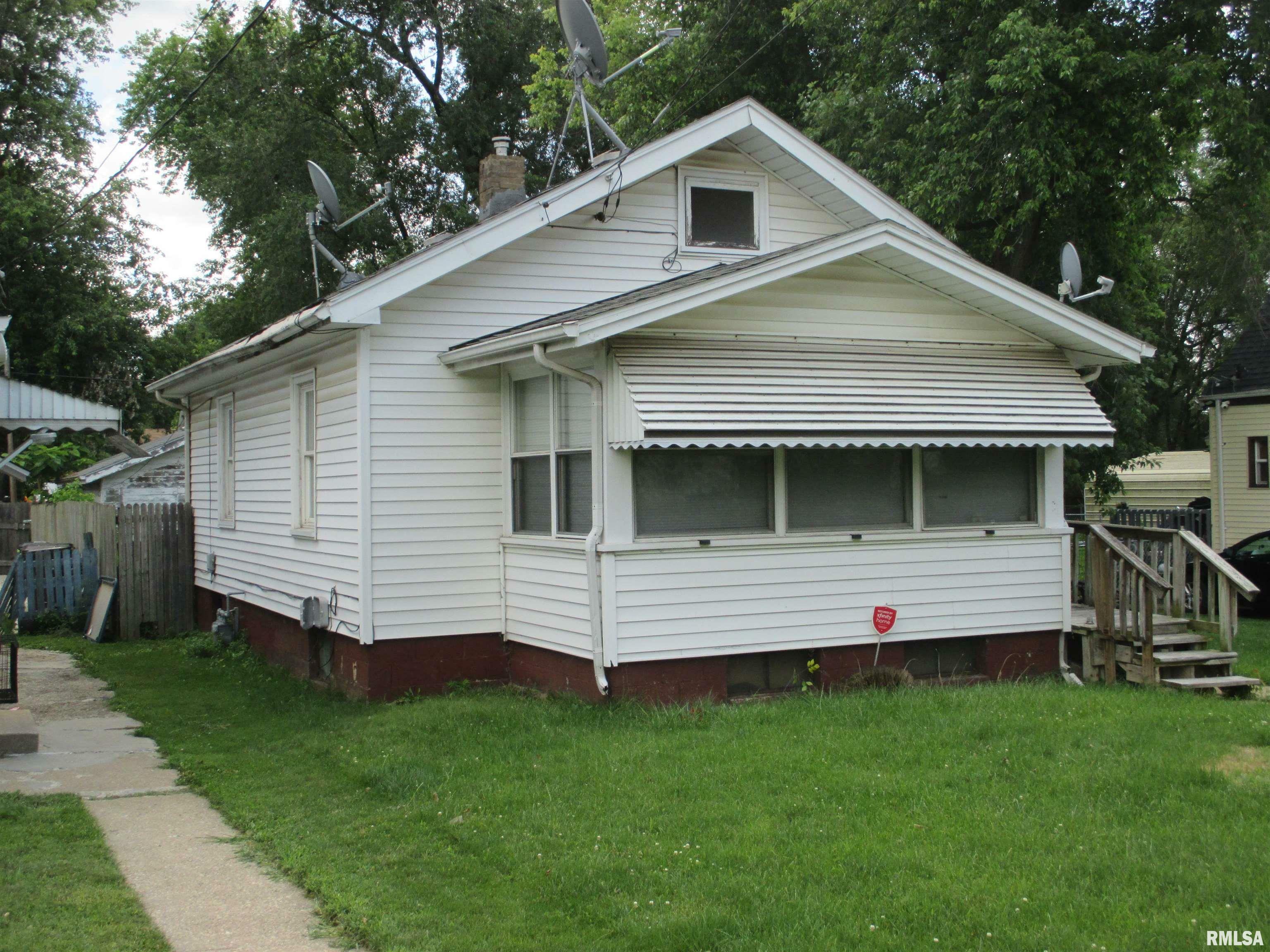 Property Photo:  1528 S Arago Street  IL 61605 