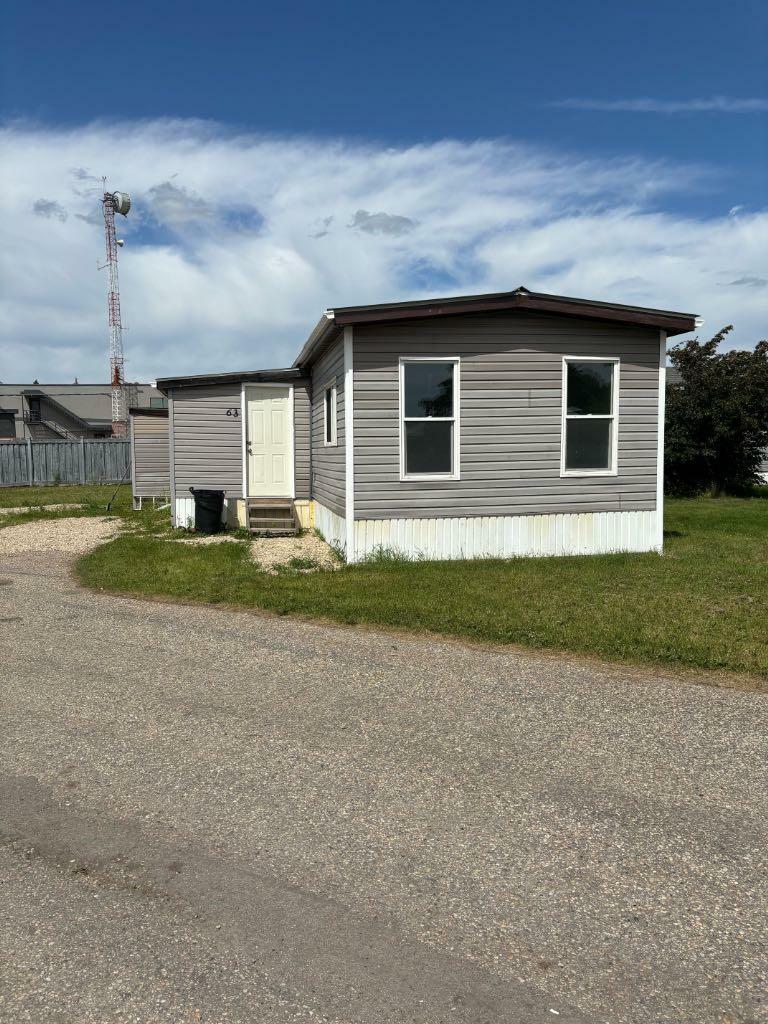 Property Photo: 9531 98 Street 63 AB T8V 2B6