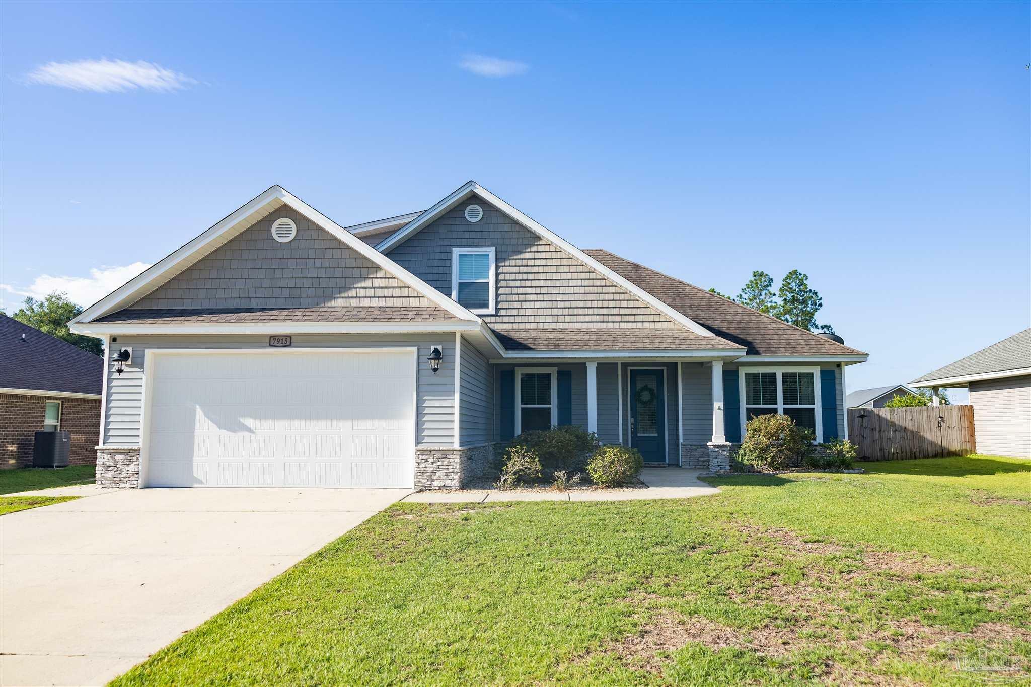 Property Photo:  7915 Silver Maple Dr  FL 32583 