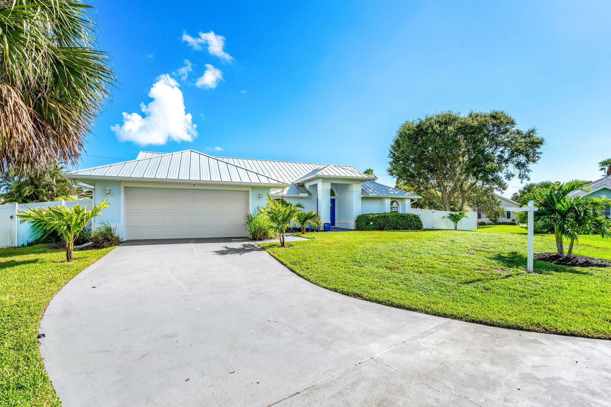 Property Photo:  234 Leslie Court  FL 32951 