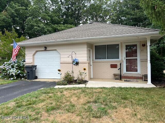 Property Photo:  28 Mount Rainier Drive  NJ 08753 