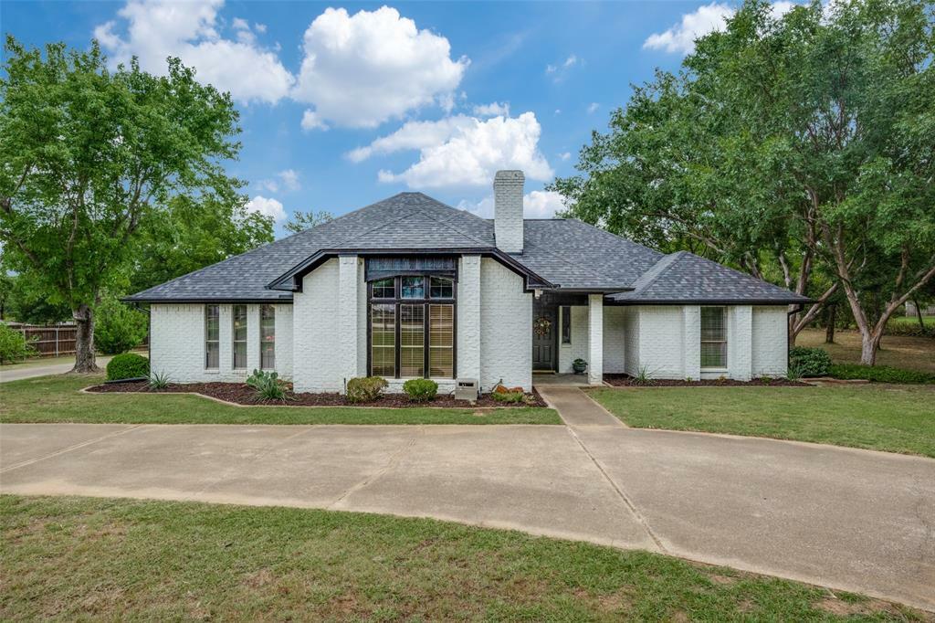 Property Photo:  165 Knob Hill Lane  TX 75077 