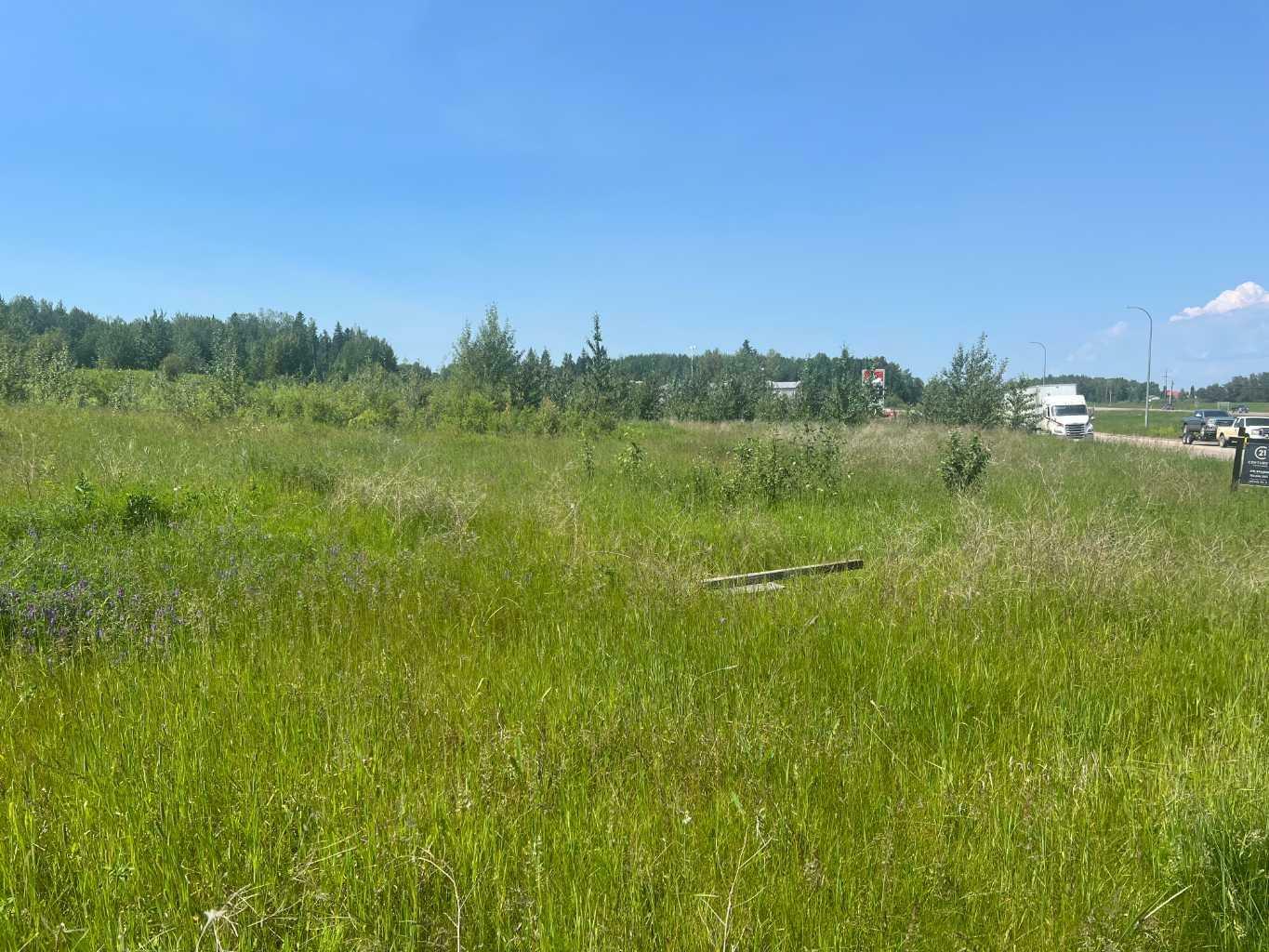 Property Photo:  1101 15 Avenue SE  AB T0G 2A3 