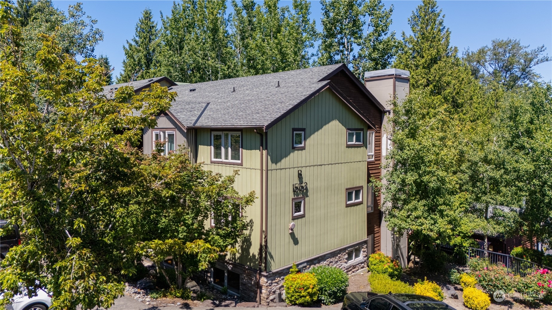 Property Photo:  15152 NE 82nd Street 104  WA 98052 