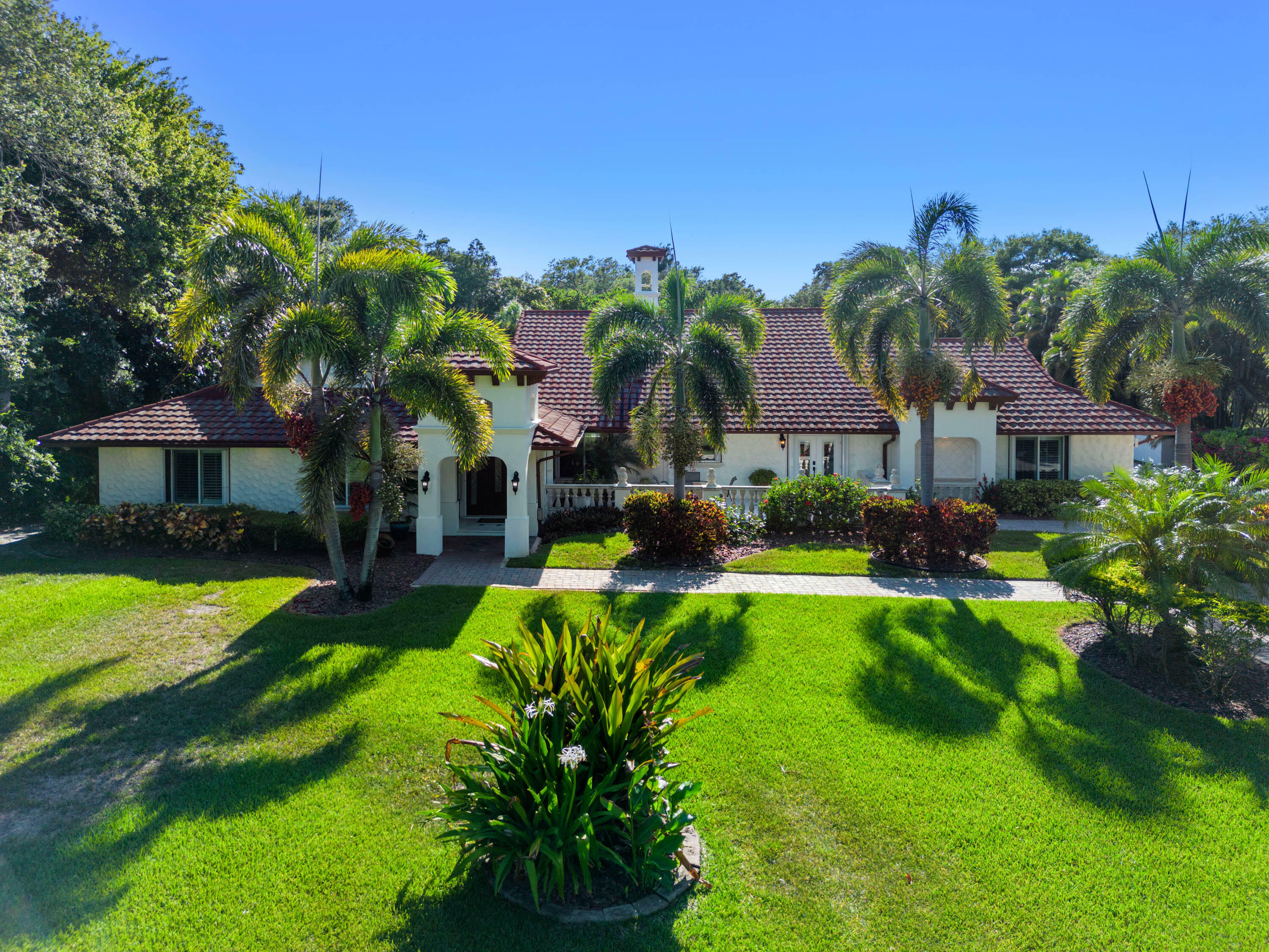 Property Photo:  6215 S Tropical Trail  FL 32952 