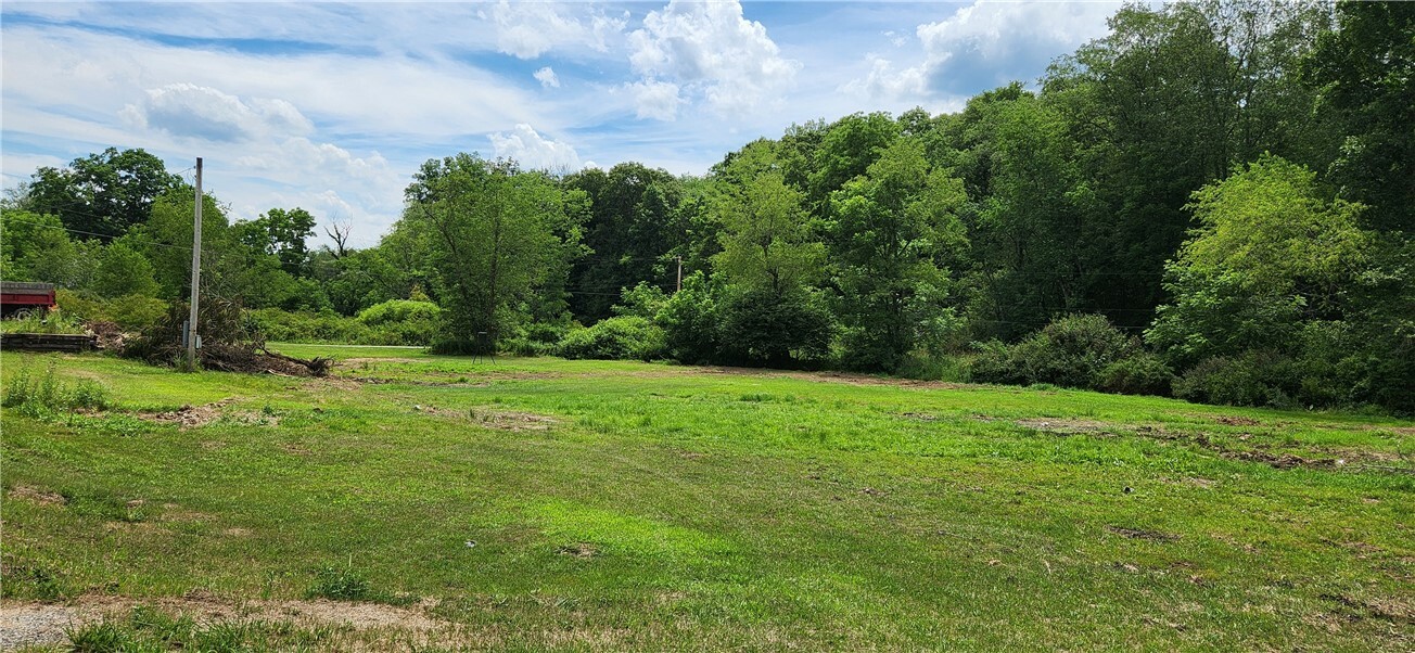 Property Photo:  971 Rayne Church Rd  PA 15701 