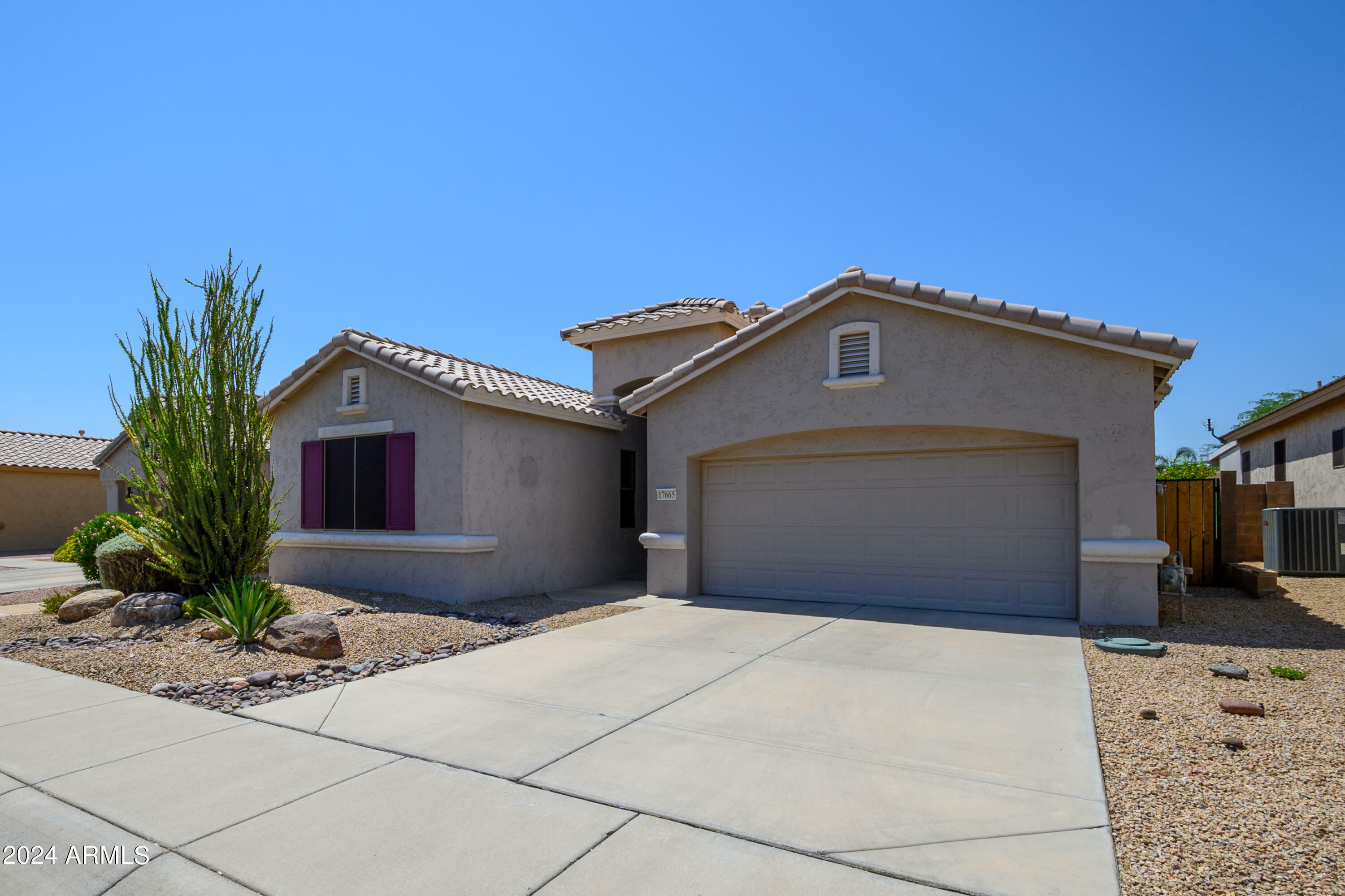 Property Photo:  17665 W Ingleside Drive  AZ 85374 