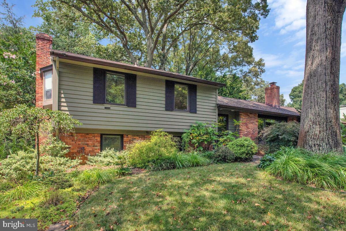 Property Photo:  22 Romar Drive  MD 21403 